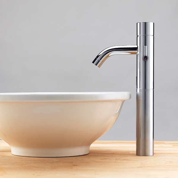 Extreme 1000 Plus grifo automático de sensor | Extreme 1000 Plus Bg Extreme 1000 Plus Grifo Electrónico - Deck Mounted Bathroom Faucet - Touch free electronic faucet for deck mounted installations Extreme_1000-Plus_Bg
