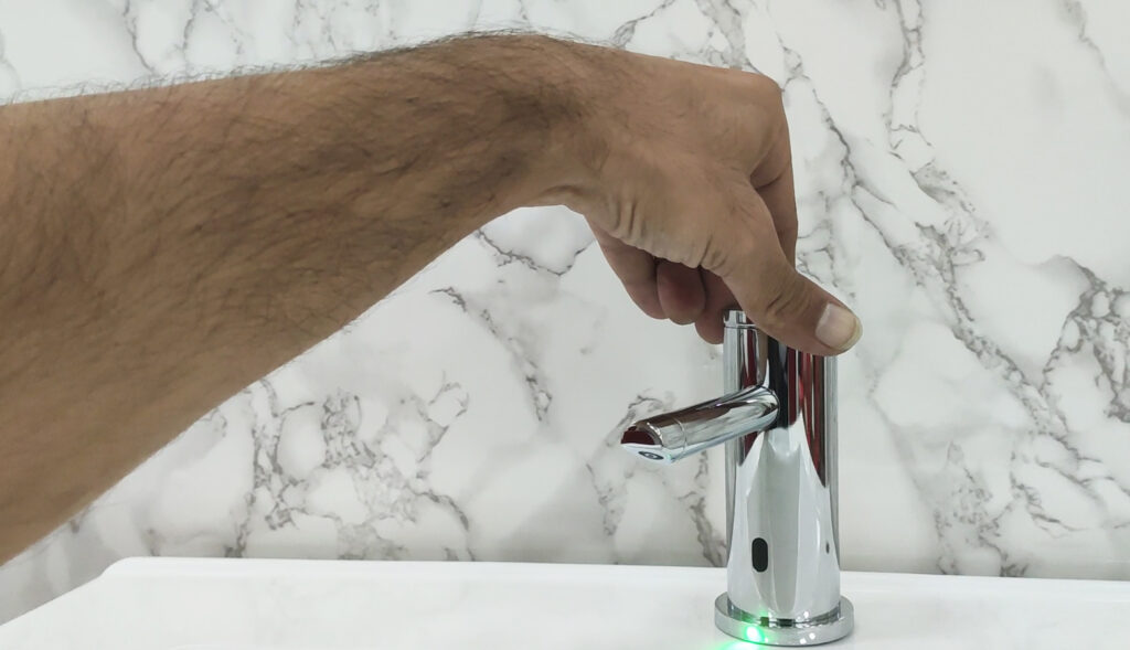 lotus closing cap green Lotus Automatic Soap Dispenser _6