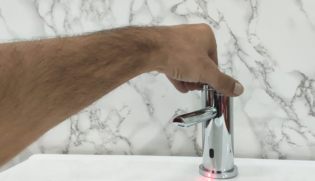 lotus opening cap green Lotus Automatic Soap Dispenser _2